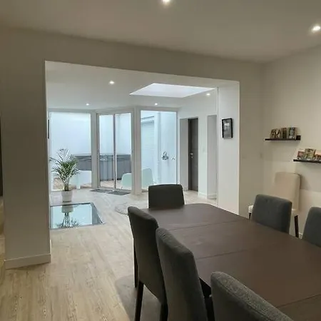 Belle Maison Loft Patio Jacuzzi Clim Holiday home *