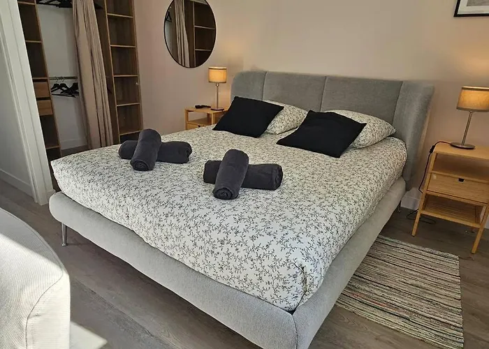 Belle Maison Loft Patio Jacuzzi Clim * Tours