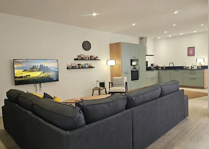 Belle Maison Loft Patio Jacuzzi Clim Nyaraló Tours